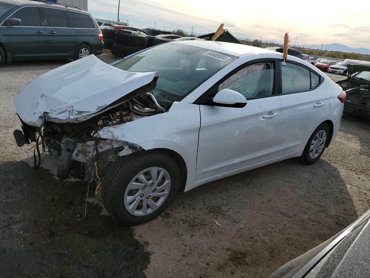 2018 HYUNDAI ELANTRA SE