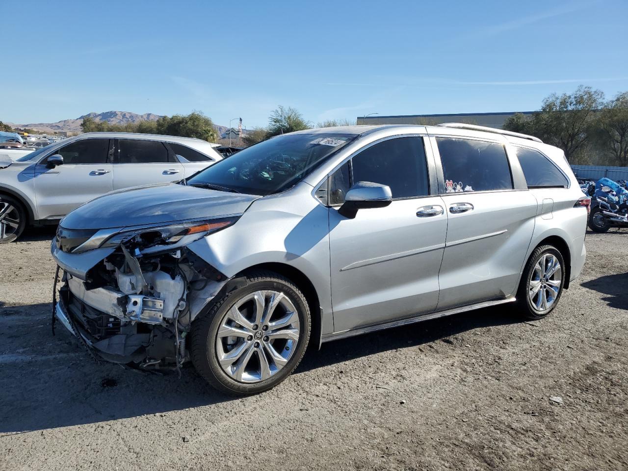 2023 TOYOTA SIENNA LIM