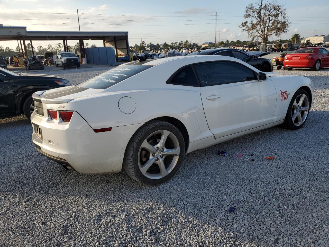 2011 CHEVROLET CAMARO LT - Фото 3