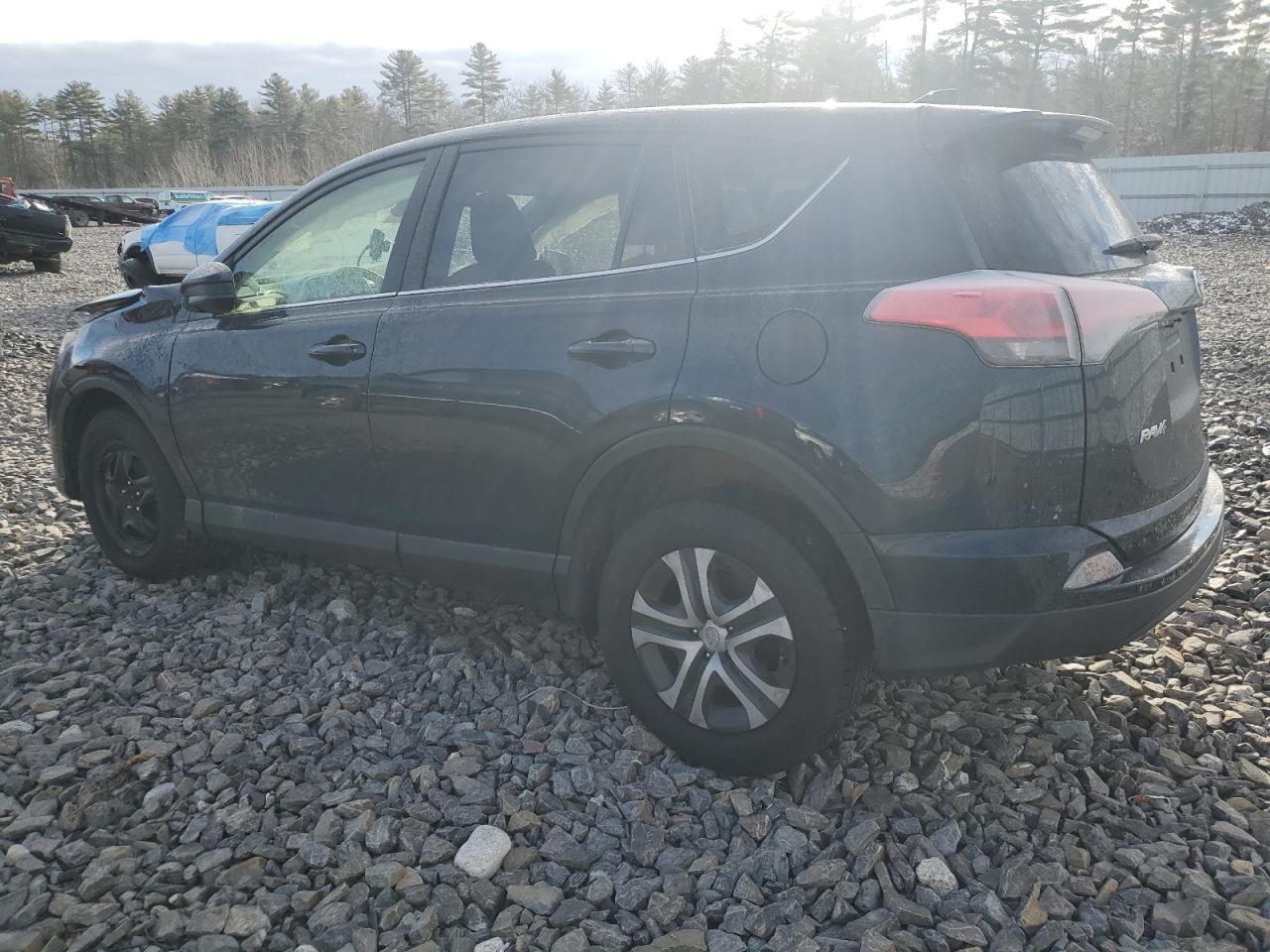 2018 TOYOTA RAV4 LE - Image 2