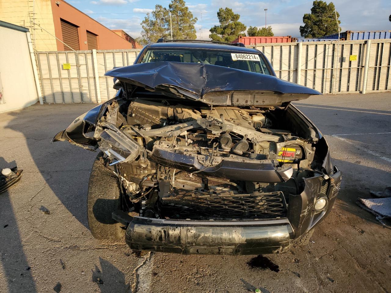 2018 TOYOTA 4RUNNER SR - Фото 5