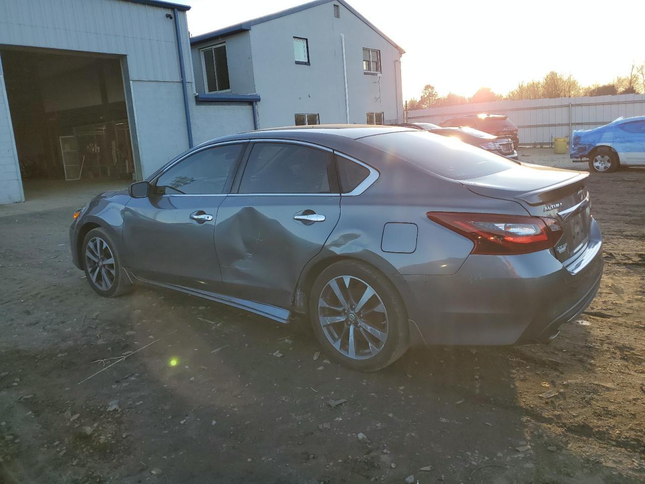 2017 NISSAN ALTIMA 2.5 - Image 2