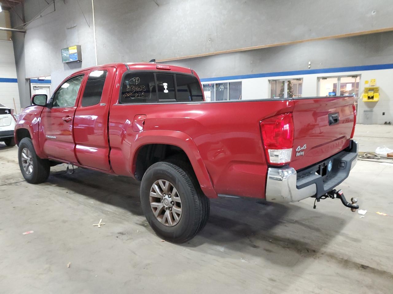 2017 TOYOTA TACOMA ACC - Фото 2