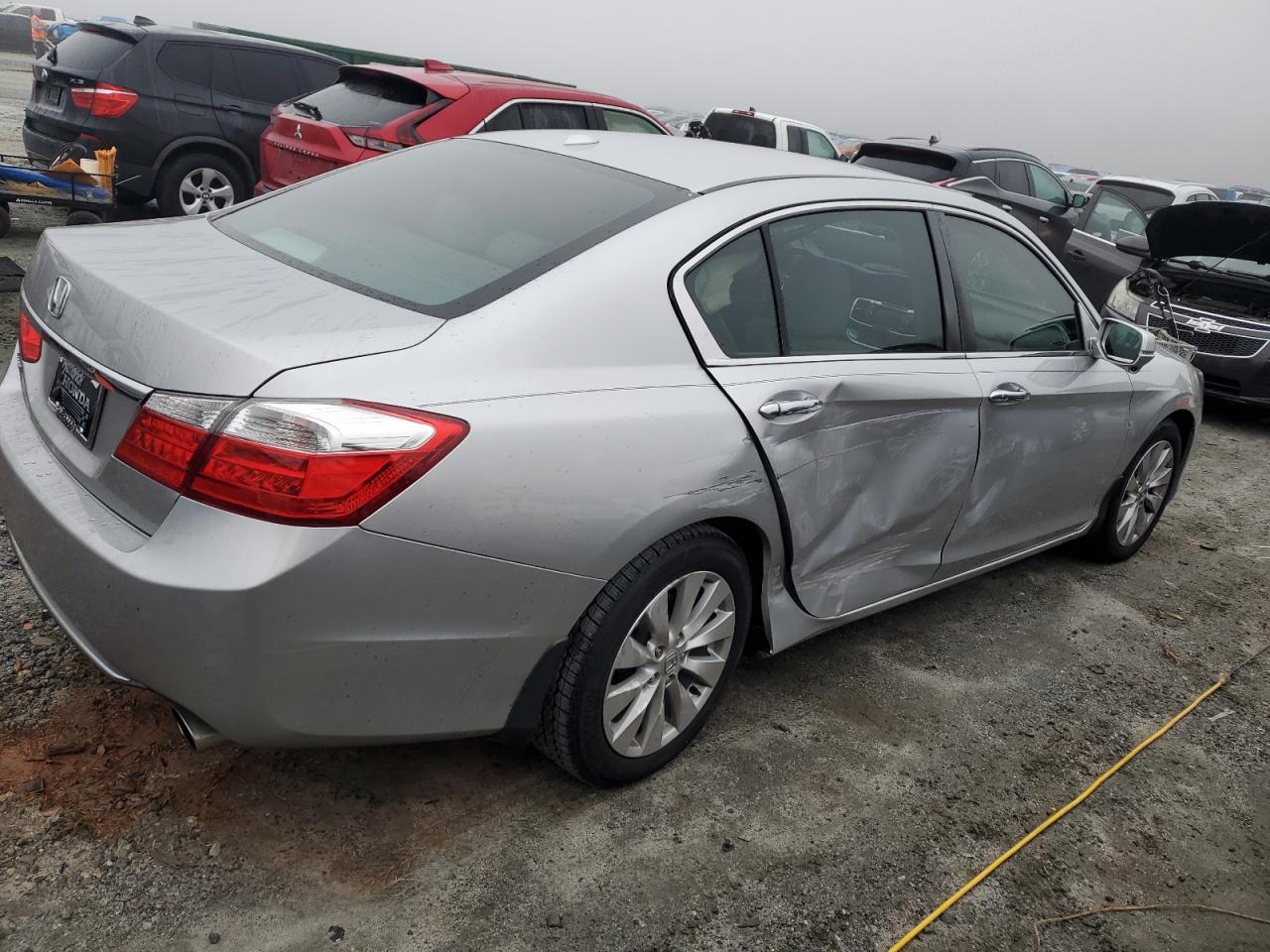 2015 HONDA ACCORD EXL - Image 3