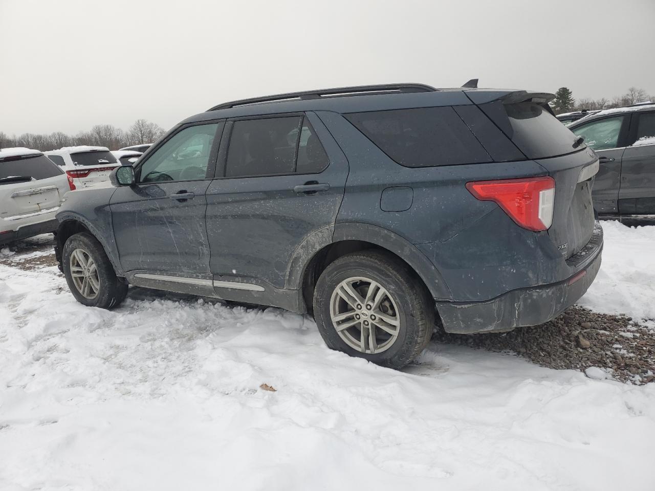 2023 FORD EXPLORER X - Фото 2