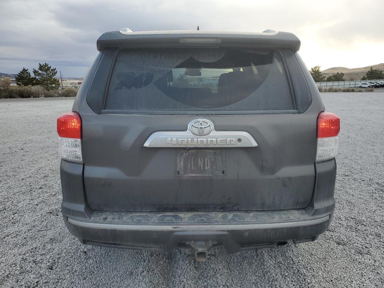 2011 TOYOTA 4RUNNER SR - Image 6