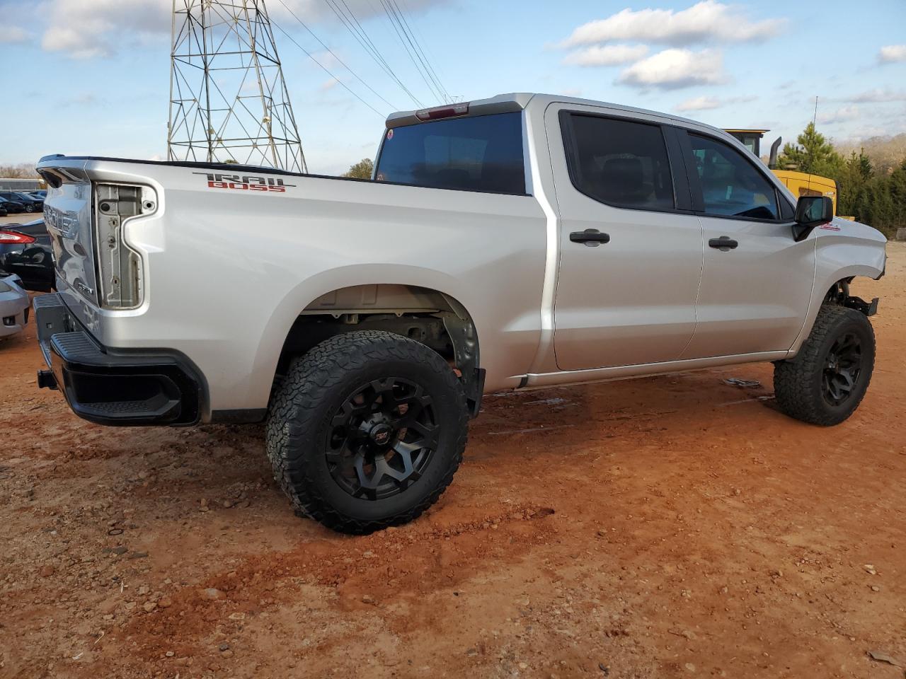 2019 CHEVROLET SILVERADO - Фото 3