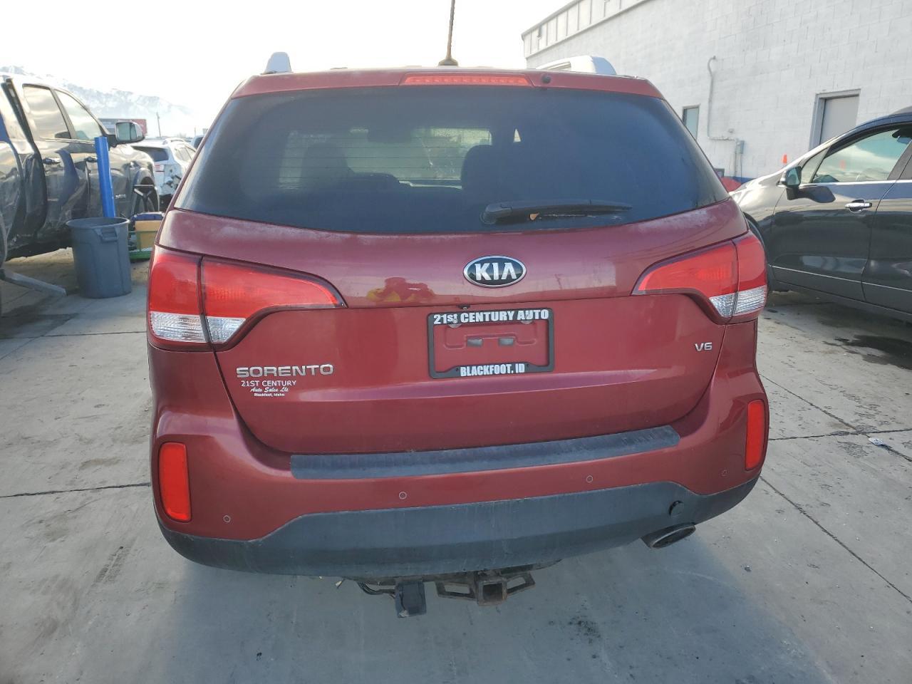 2015 KIA SORENTO LX - Image 6