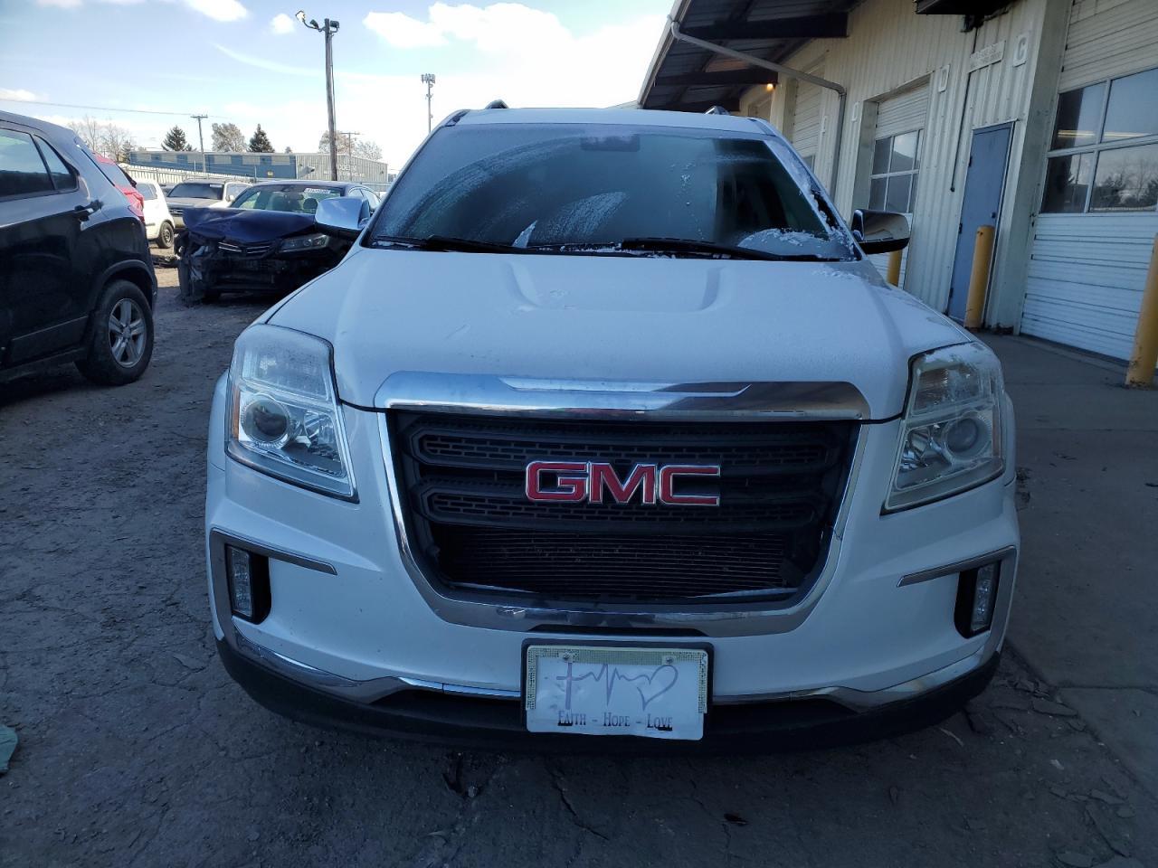 2016 GMC TERRAIN SL - Фото 5