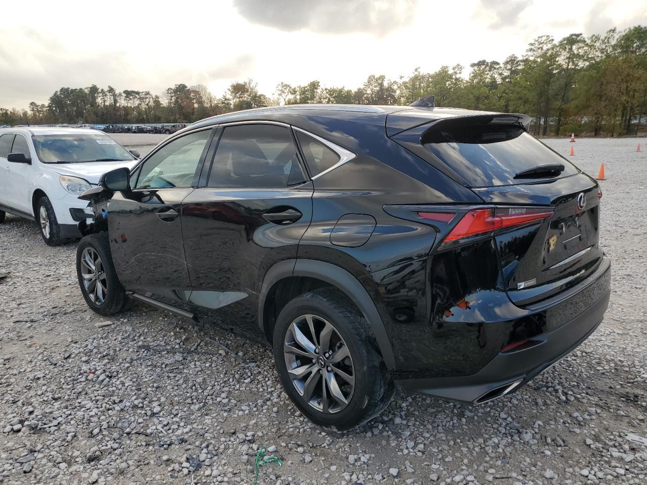 2020 LEXUS NX 300 F S - Фото 2