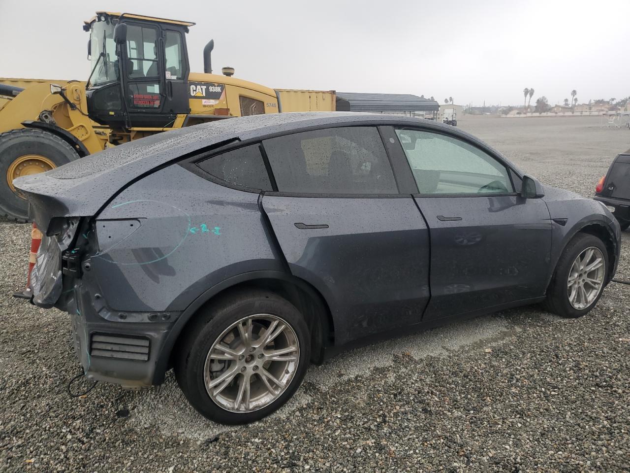2023 TESLA MODEL Y - Фото 3