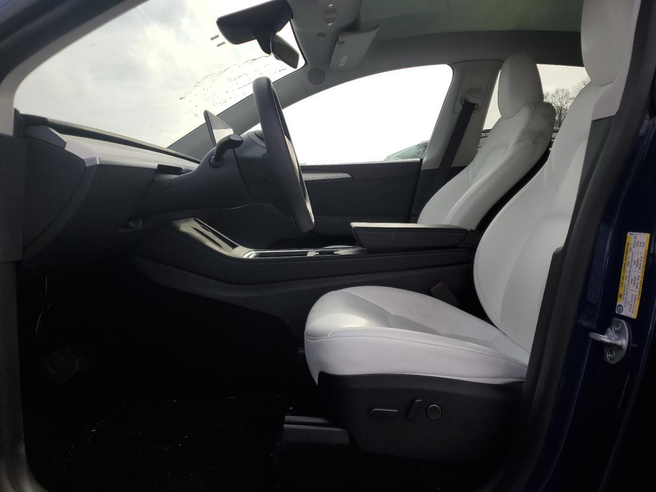 2024 TESLA MODEL Y - Фото 7