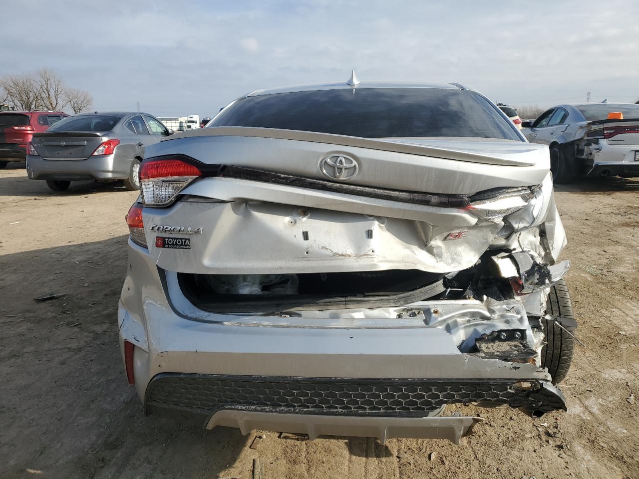 2020 TOYOTA COROLLA SE - Фото 6