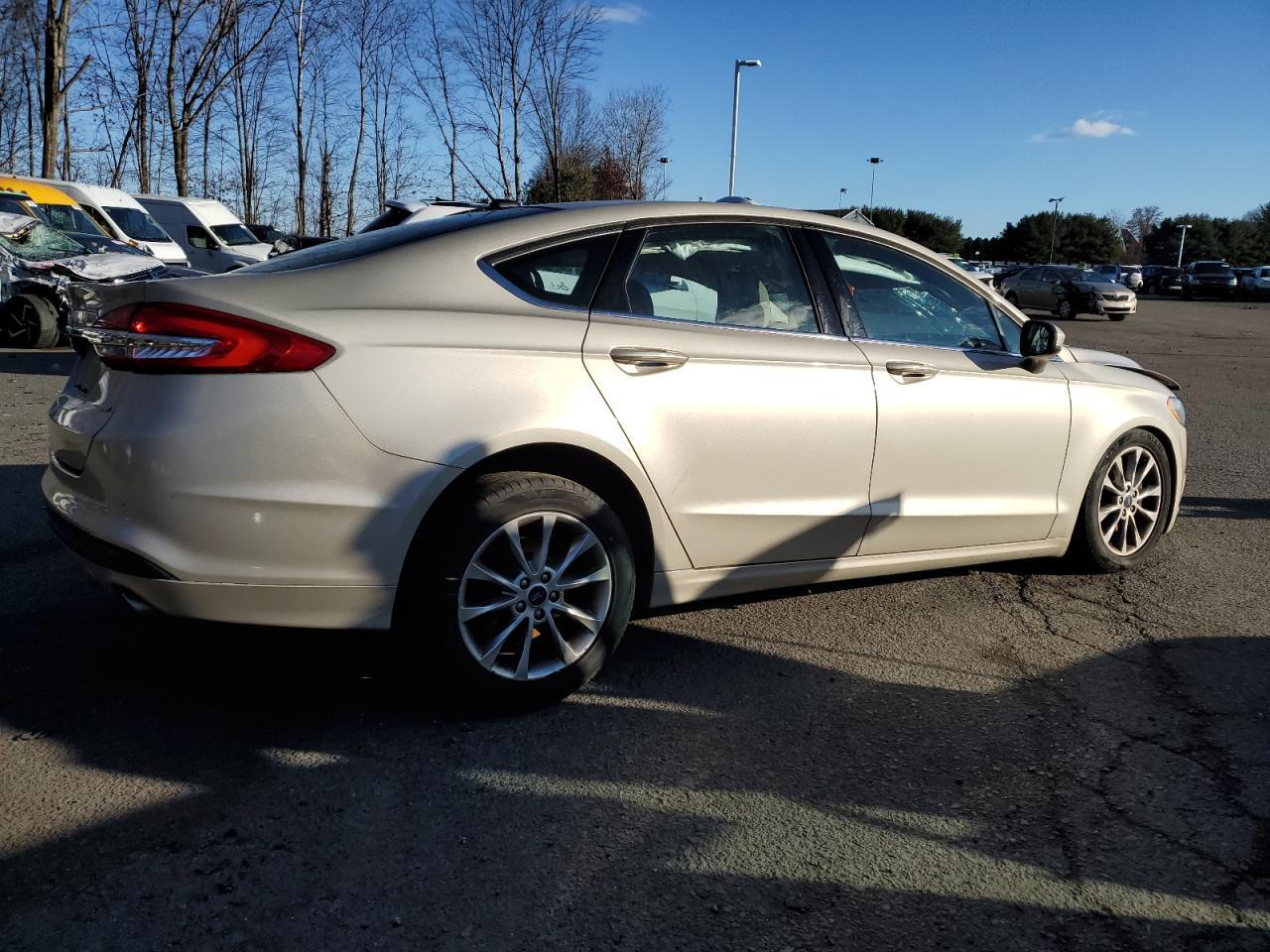 2017 FORD FUSION SE - Фото 3