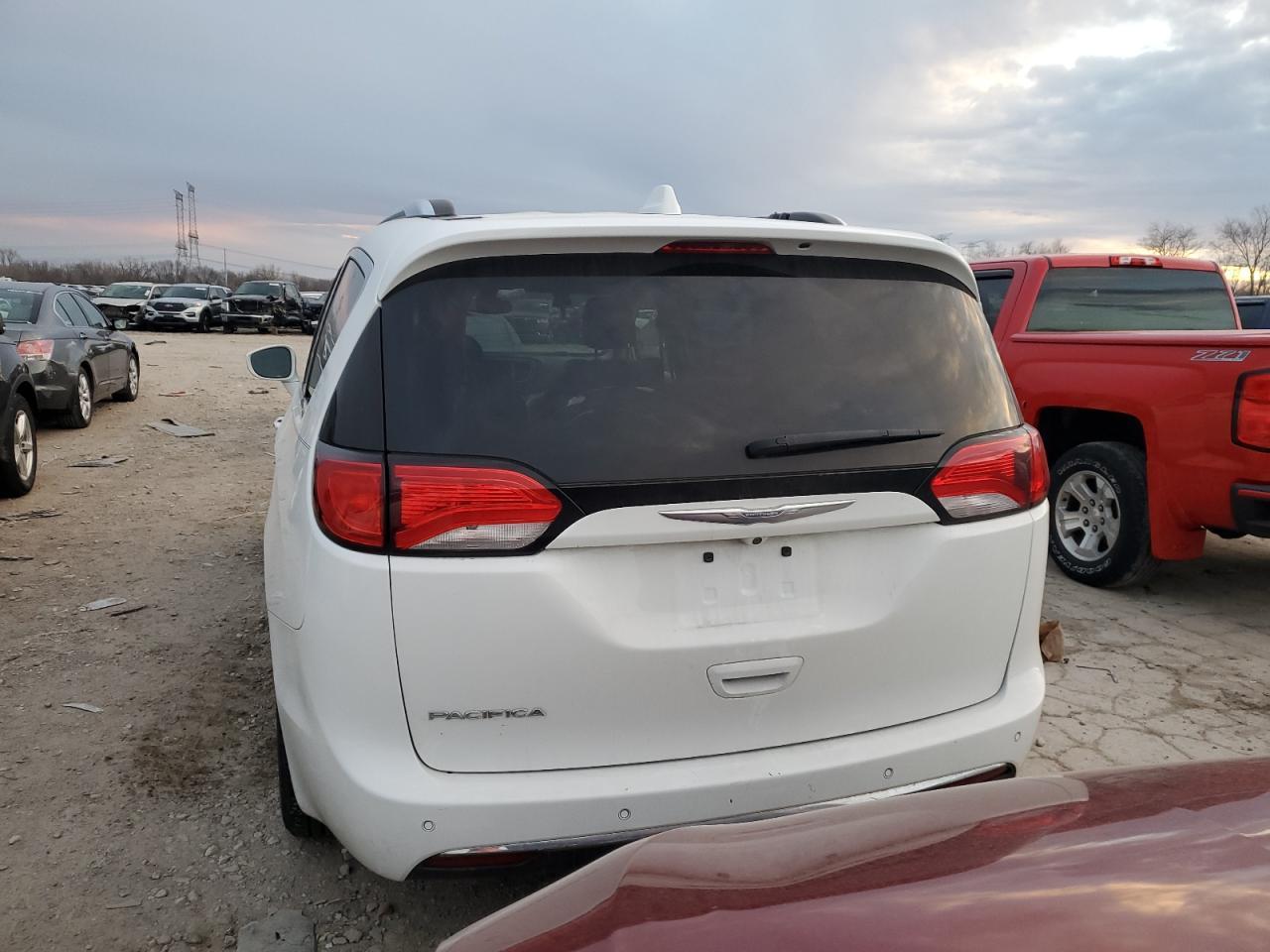 2017 CHRYSLER PACIFICA T - Фото 6