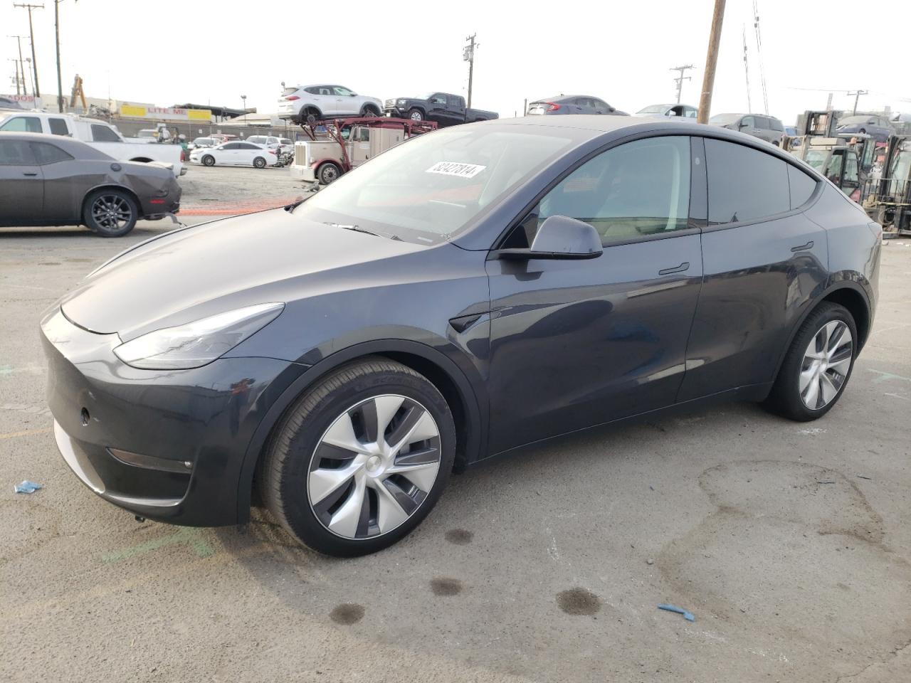2024 TESLA MODEL Y