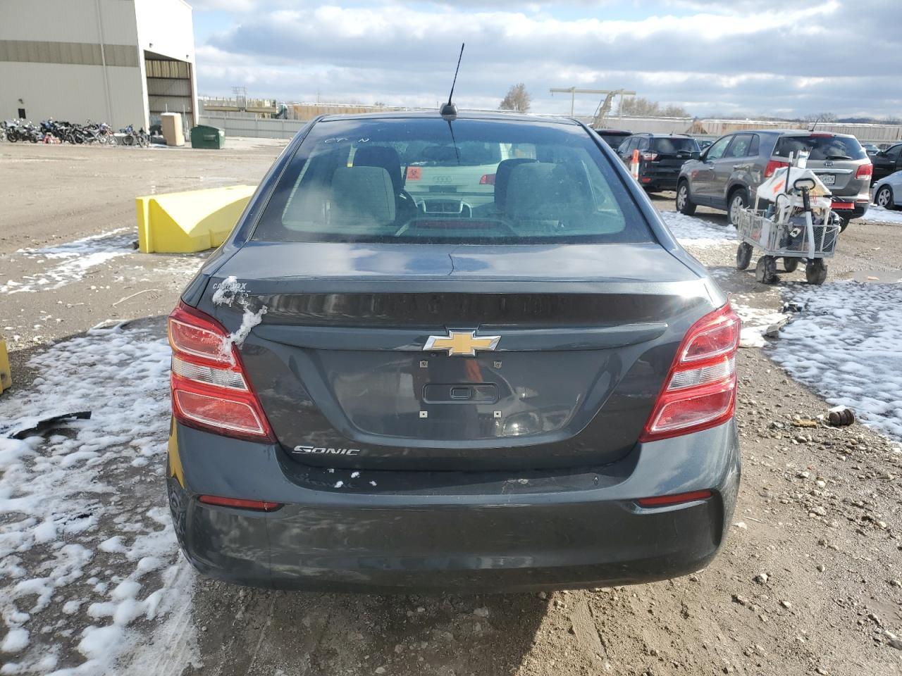 2017 CHEVROLET SONIC LS - Фото 6
