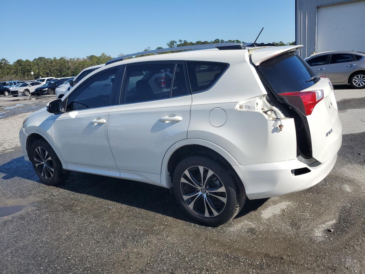 2015 TOYOTA RAV4 LIMIT - Фото 2