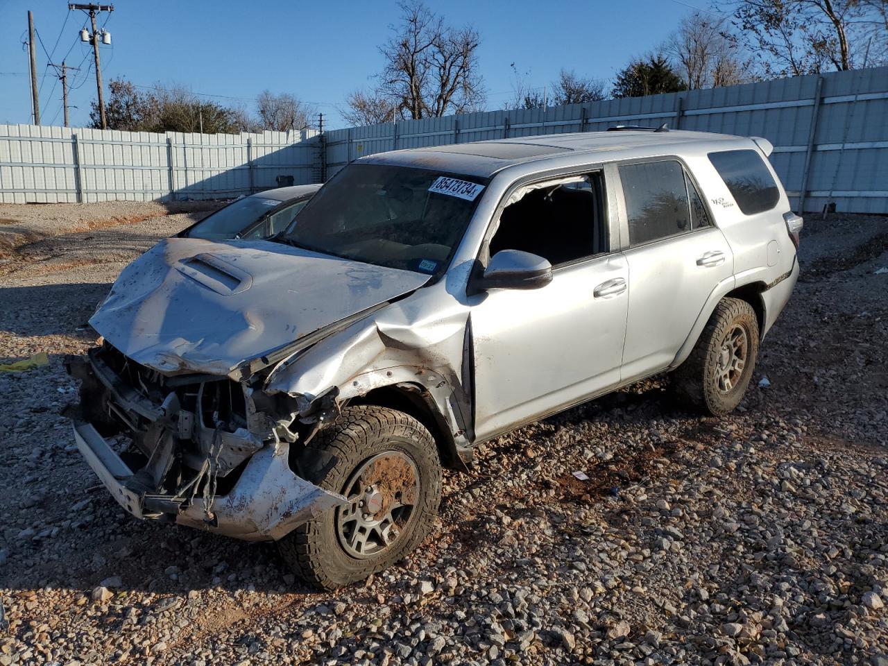 2018 TOYOTA 4RUNNER SR