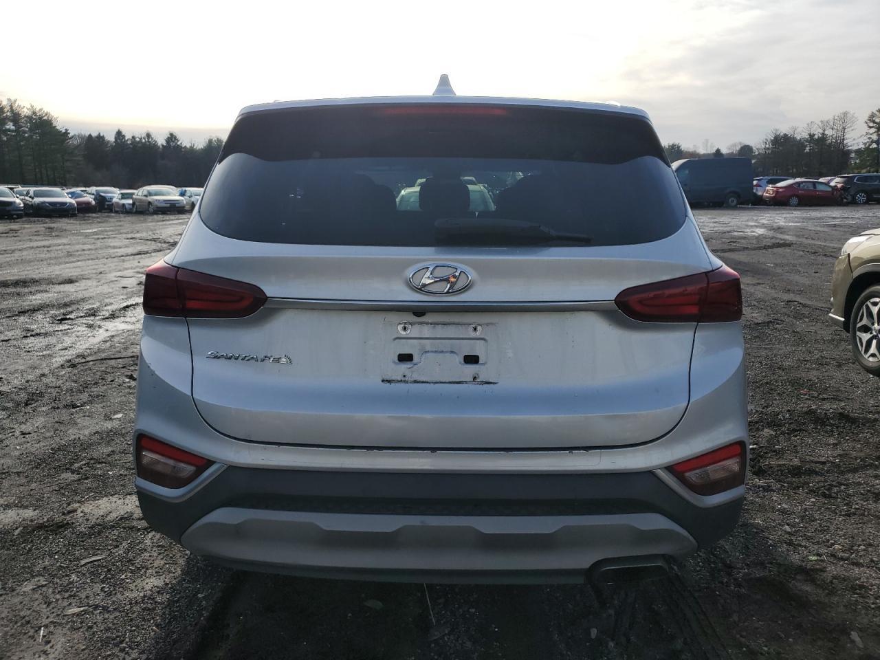 2020 HYUNDAI SANTA FE S - Image 6