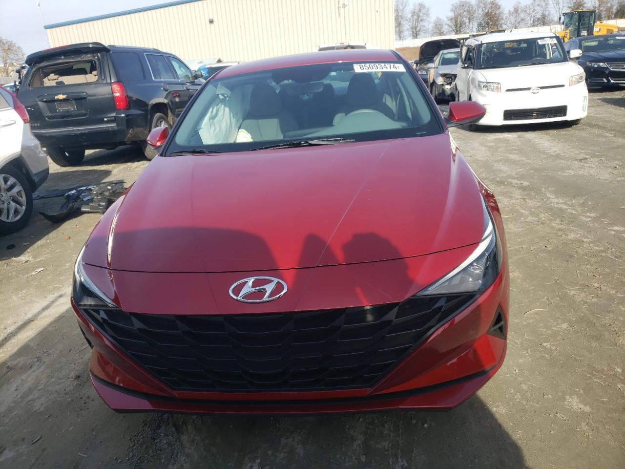 2023 HYUNDAI ELANTRA SE - Фото 5