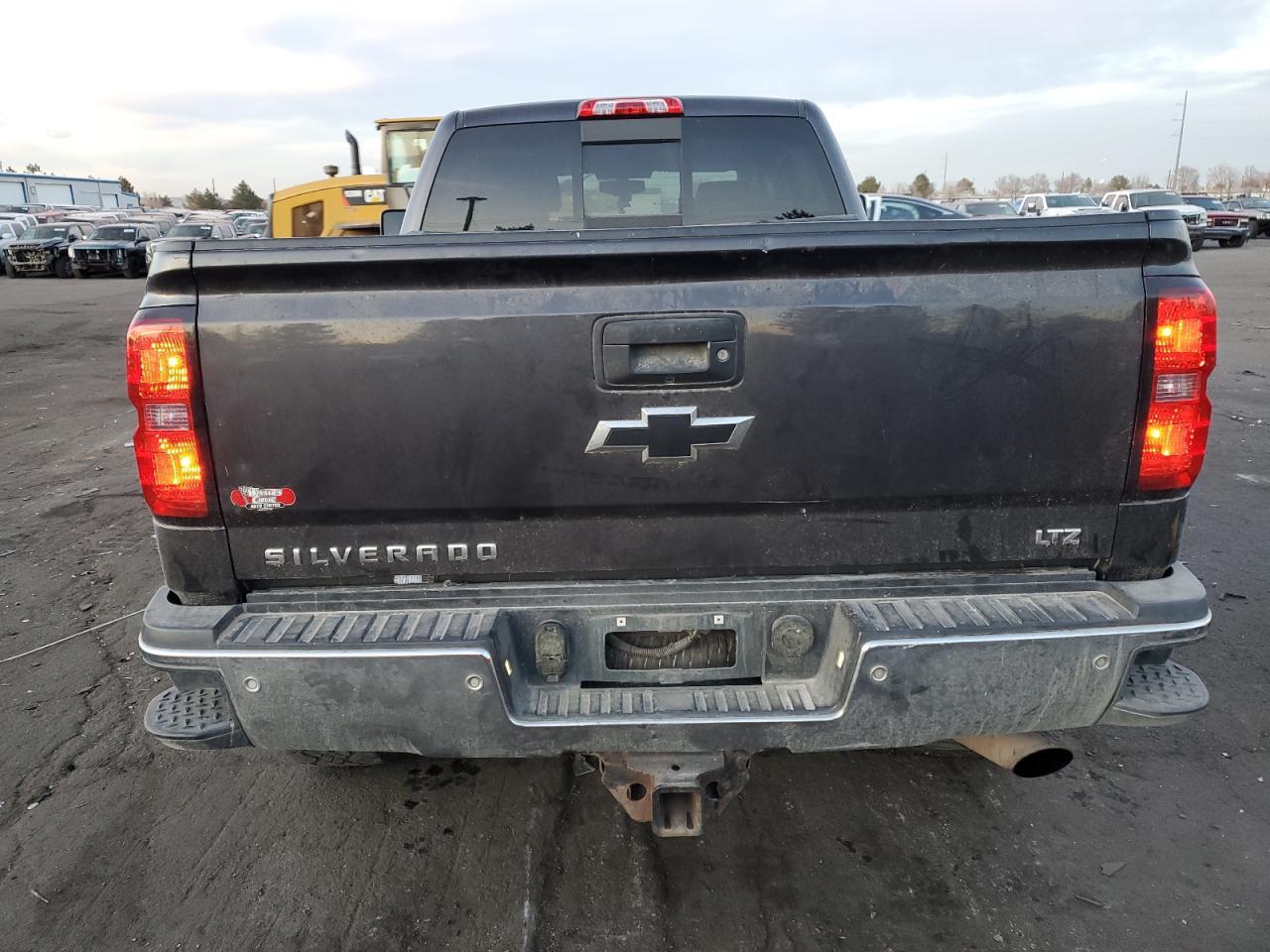 2015 CHEVROLET SILVERADO - Image 6