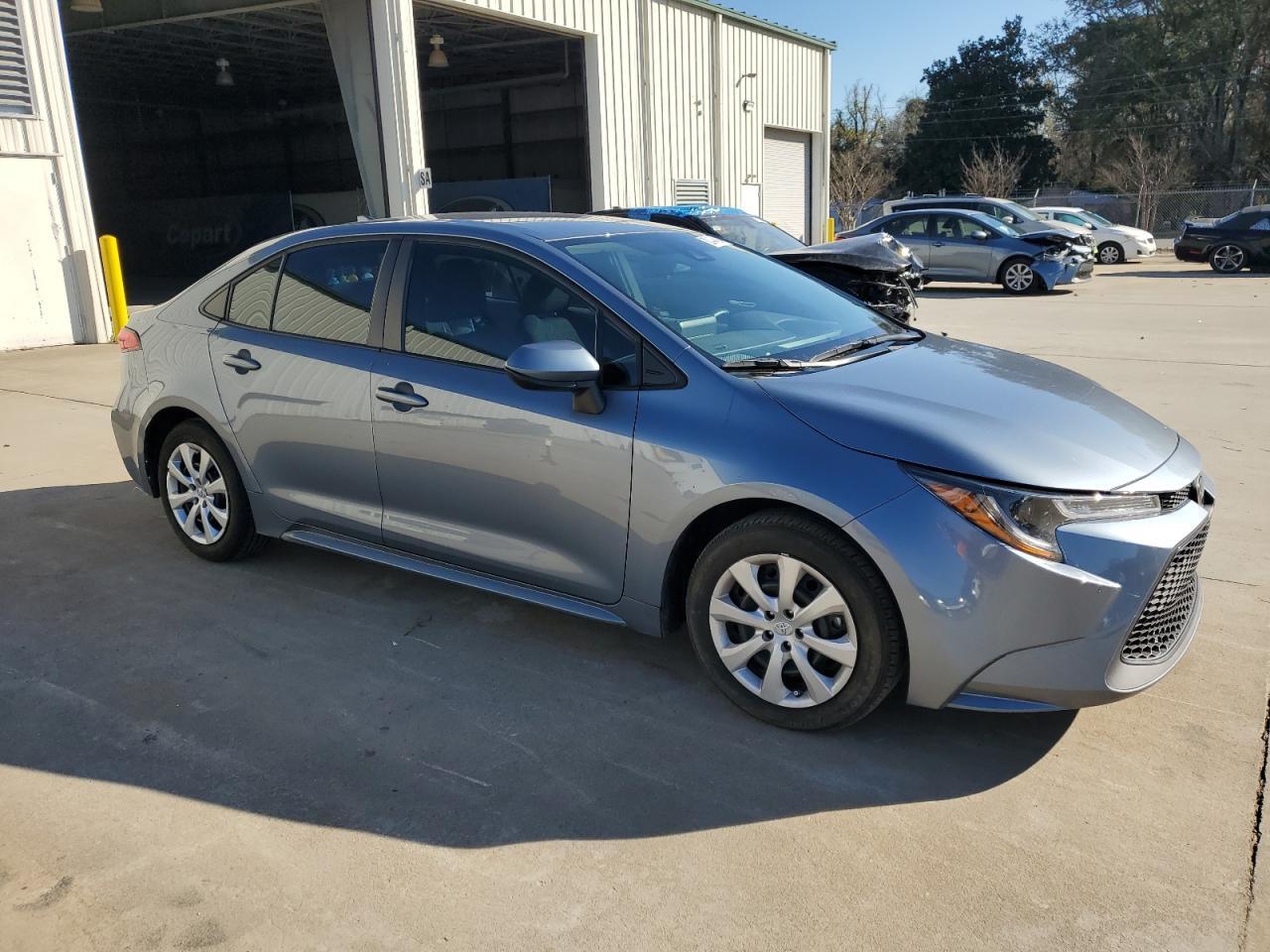 2022 TOYOTA COROLLA LE - Фото 4