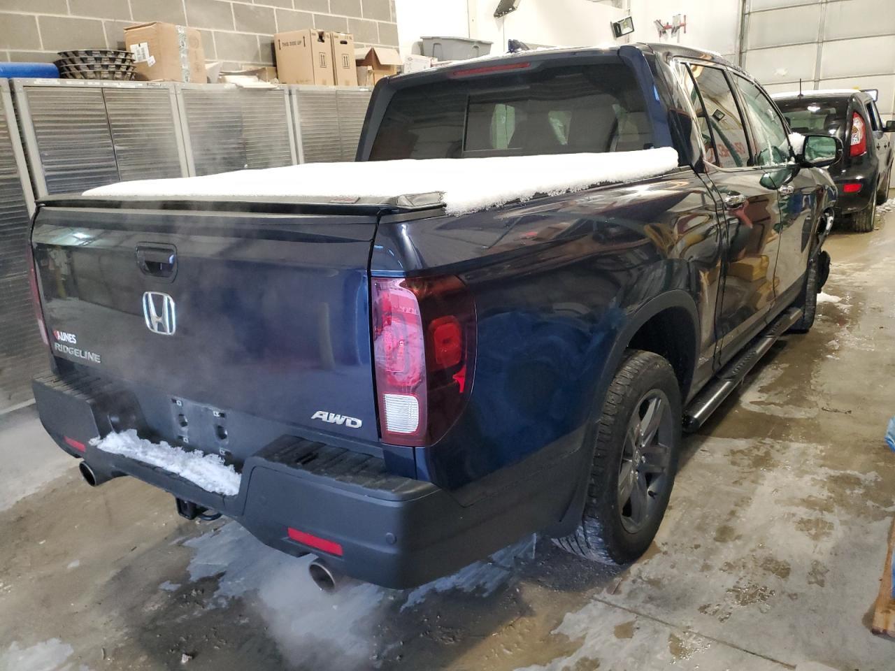 2022 HONDA RIDGELINE - Image 3