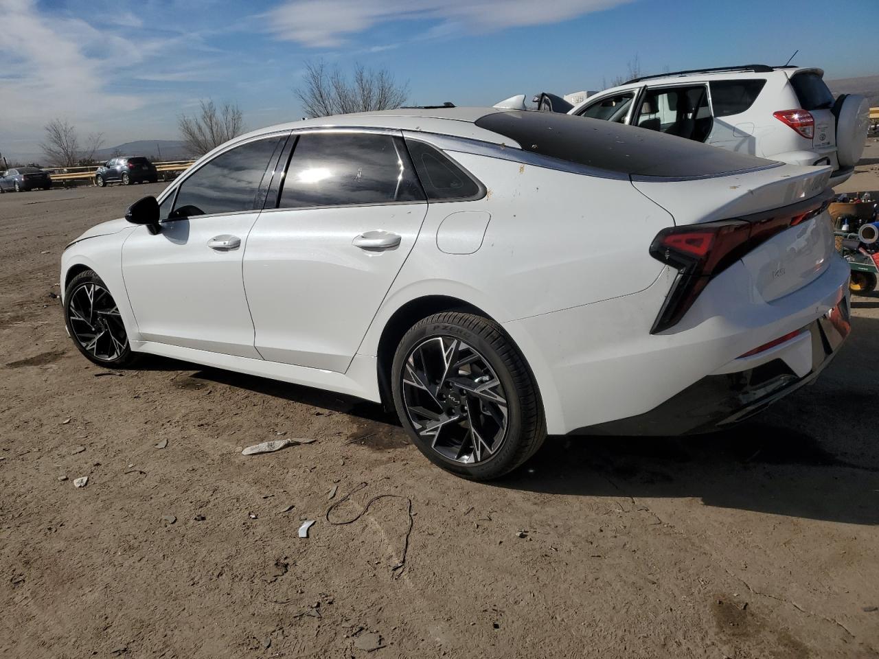 2025 KIA K5 GT LINE - Фото 2