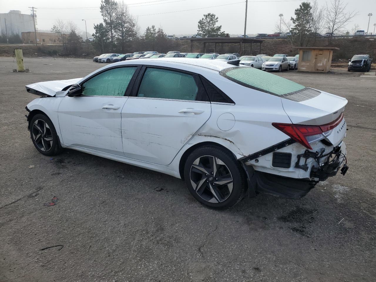 2022 HYUNDAI ELANTRA SE - Image 2