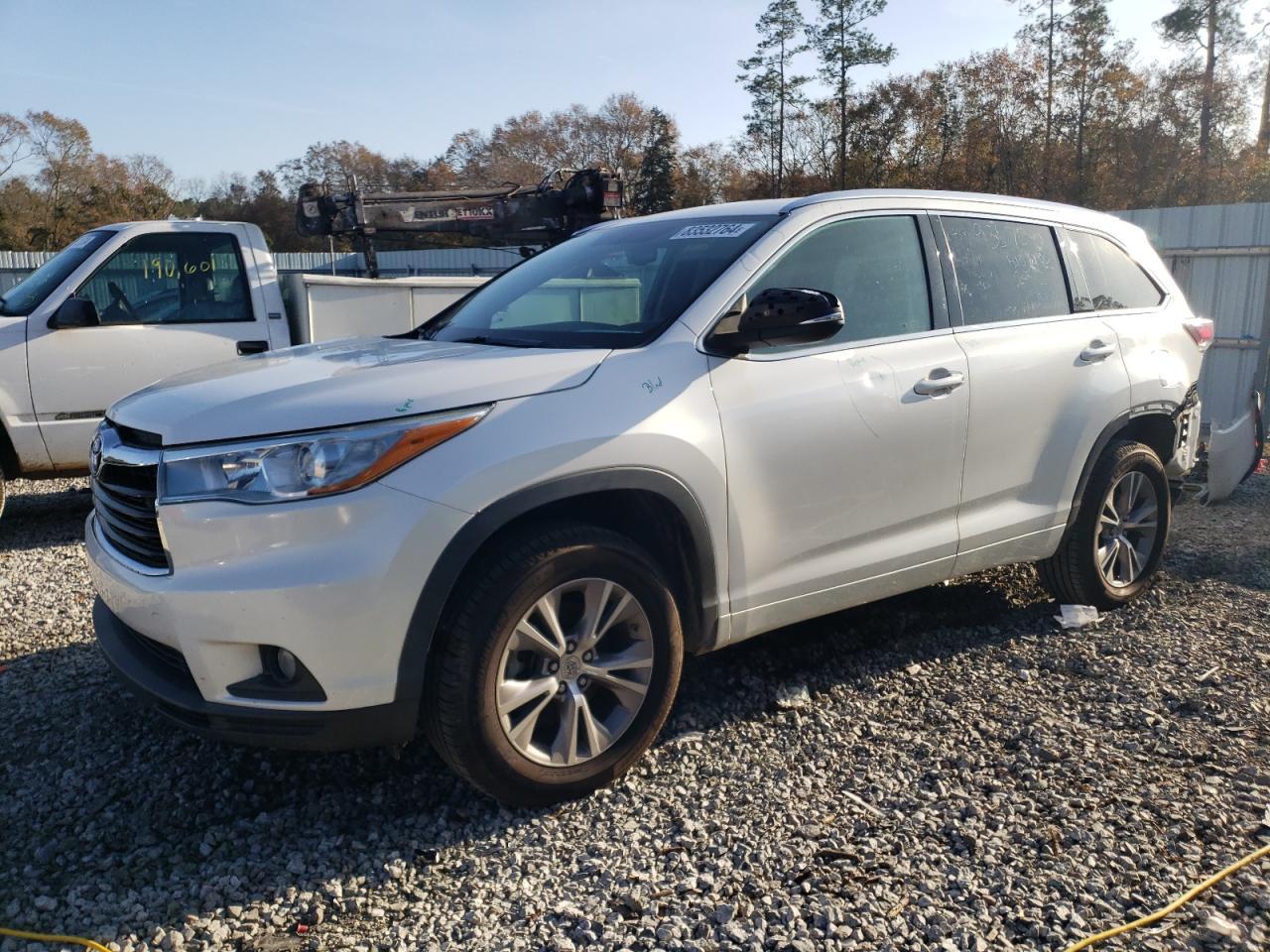 2015 TOYOTA HIGHLANDER