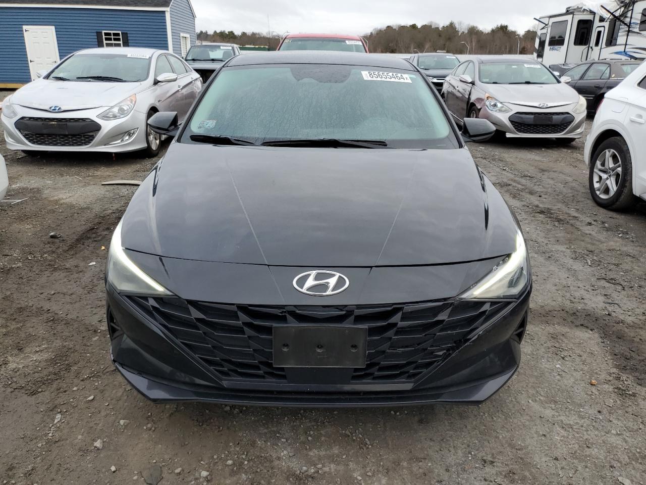 2023 HYUNDAI ELANTRA SE - Image 5