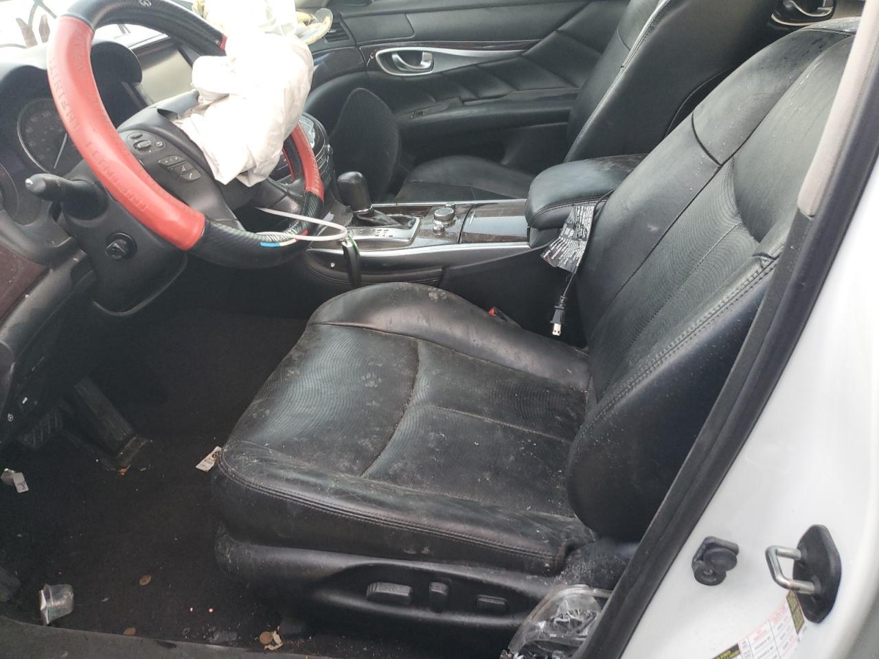 2015 INFINITI Q70 3.7 - Image 7