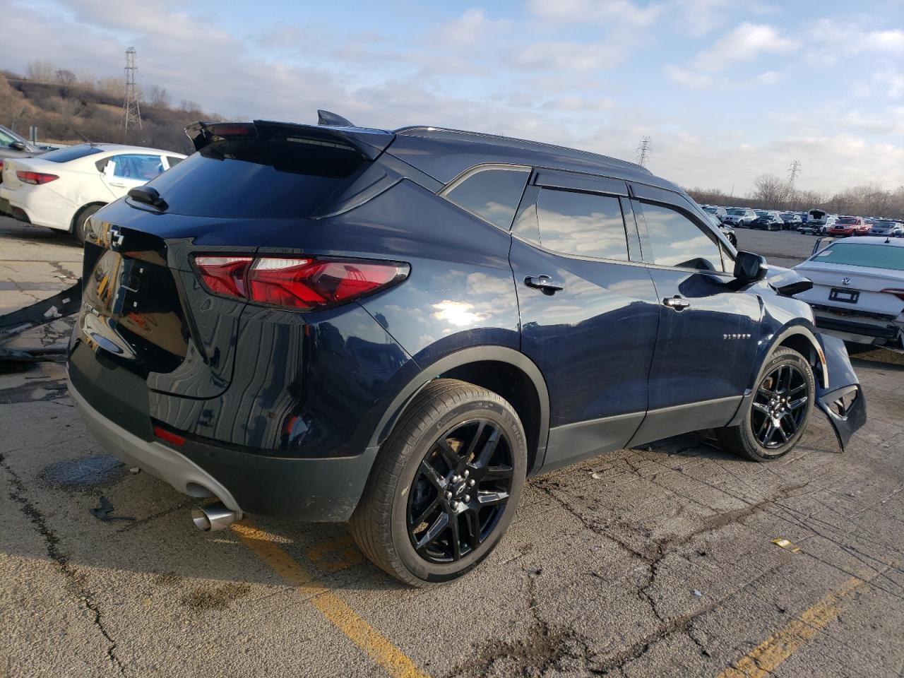 2021 CHEVROLET BLAZER 2LT - Фото 3