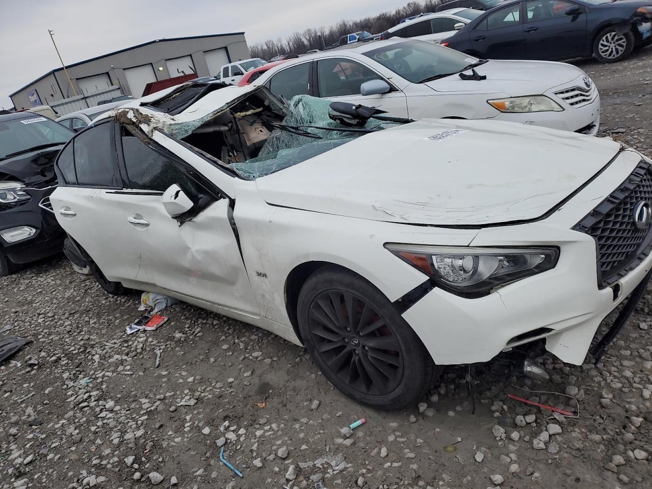 2018 INFINITI Q50 LUXE - Image 4