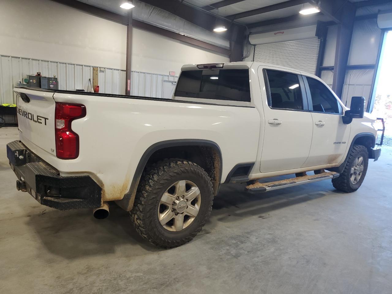 2020 CHEVROLET SILVERADO - Фото 3