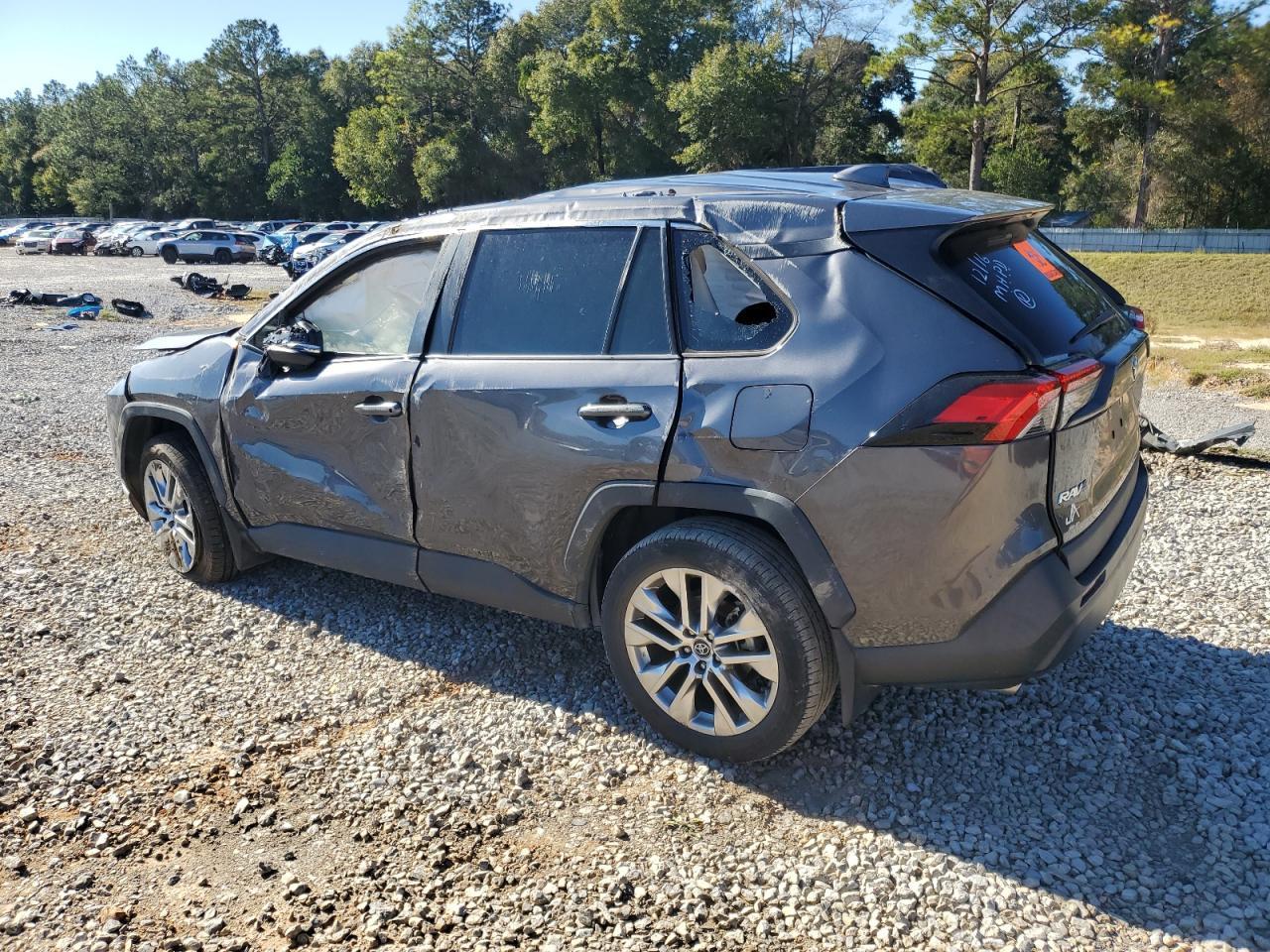 2020 TOYOTA RAV4 XLE P - Image 2
