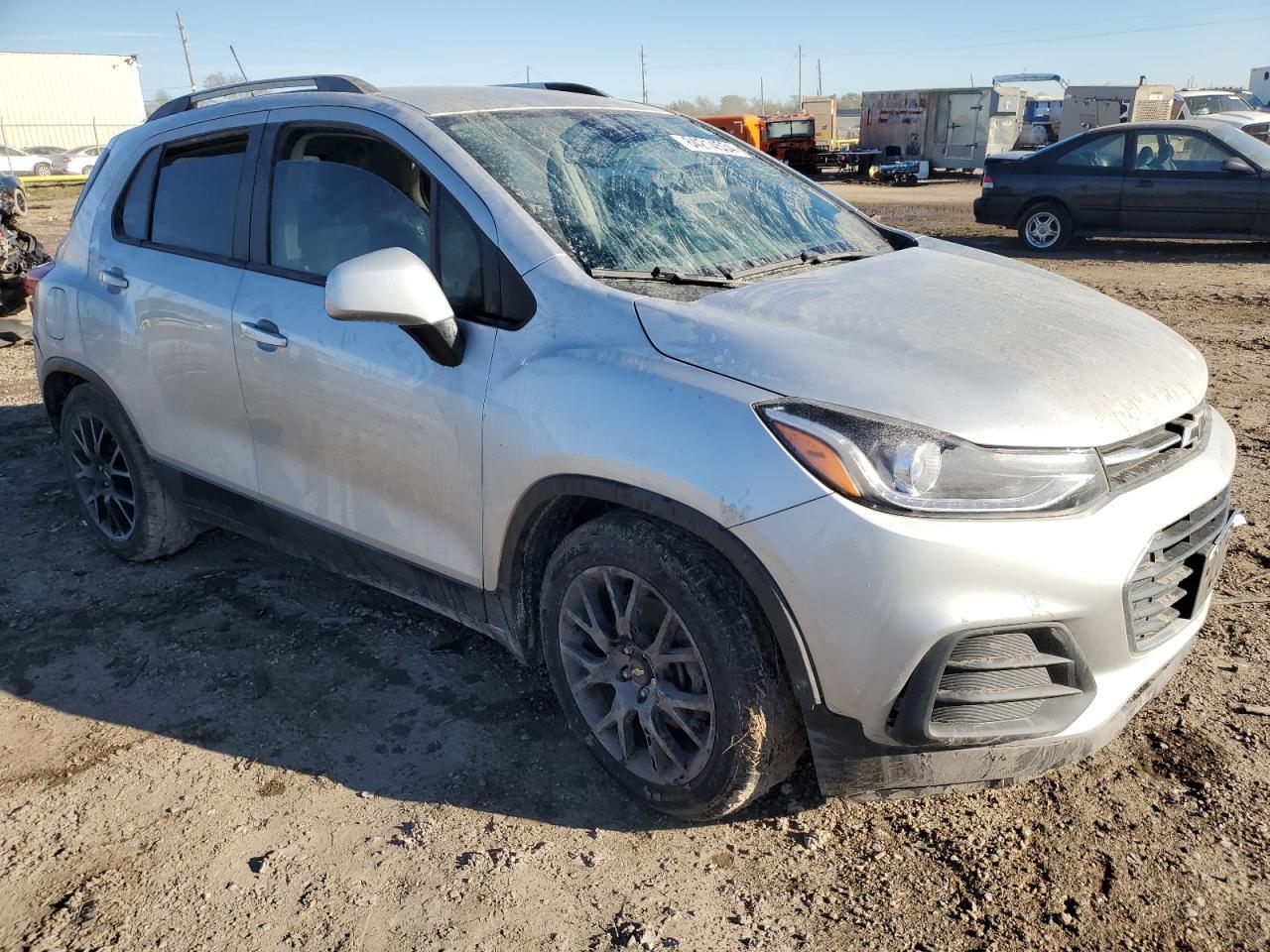 2021 CHEVROLET TRAX 1LT - Image 4