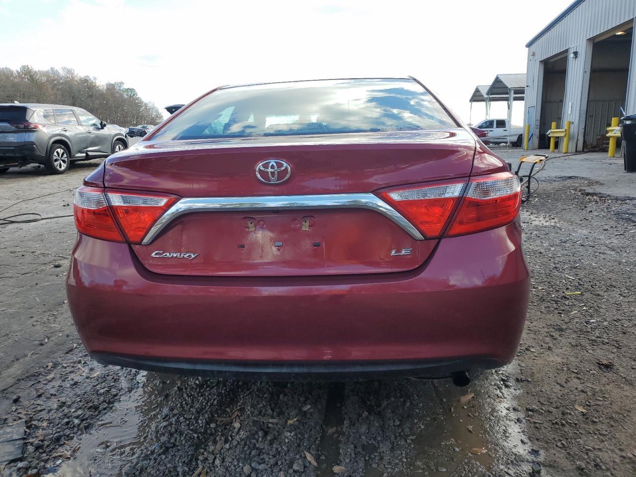 2016 TOYOTA CAMRY LE - Image 6
