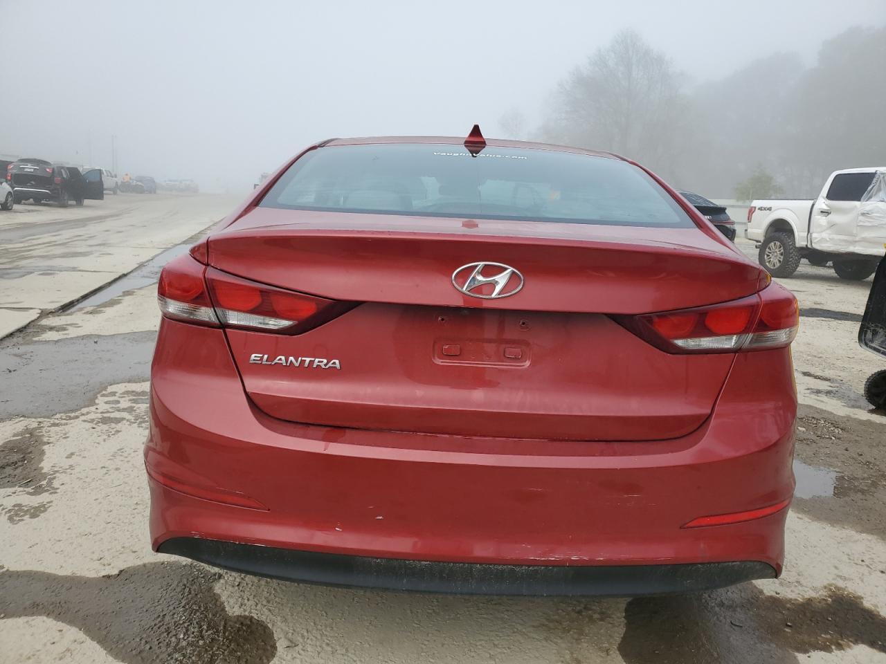 2018 HYUNDAI ELANTRA SE - Фото 6