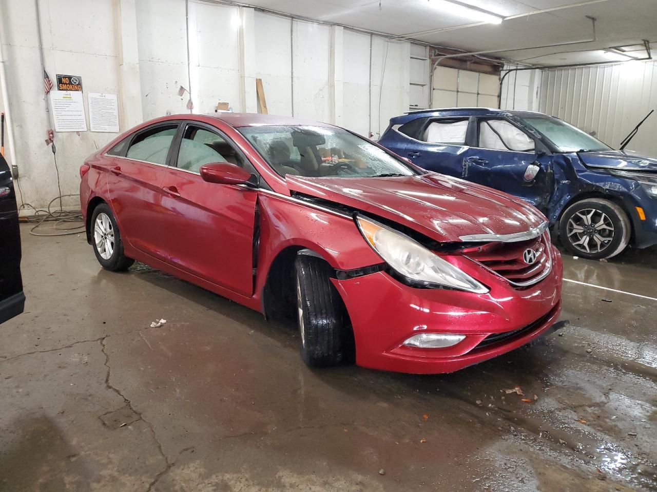 2013 HYUNDAI SONATA GLS - Image 4