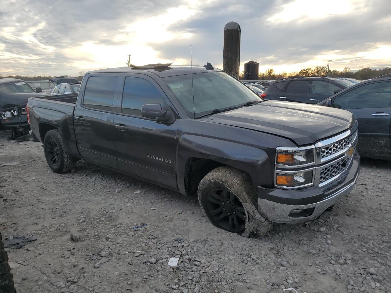 2015 CHEVROLET SILVERADO - Фото 4