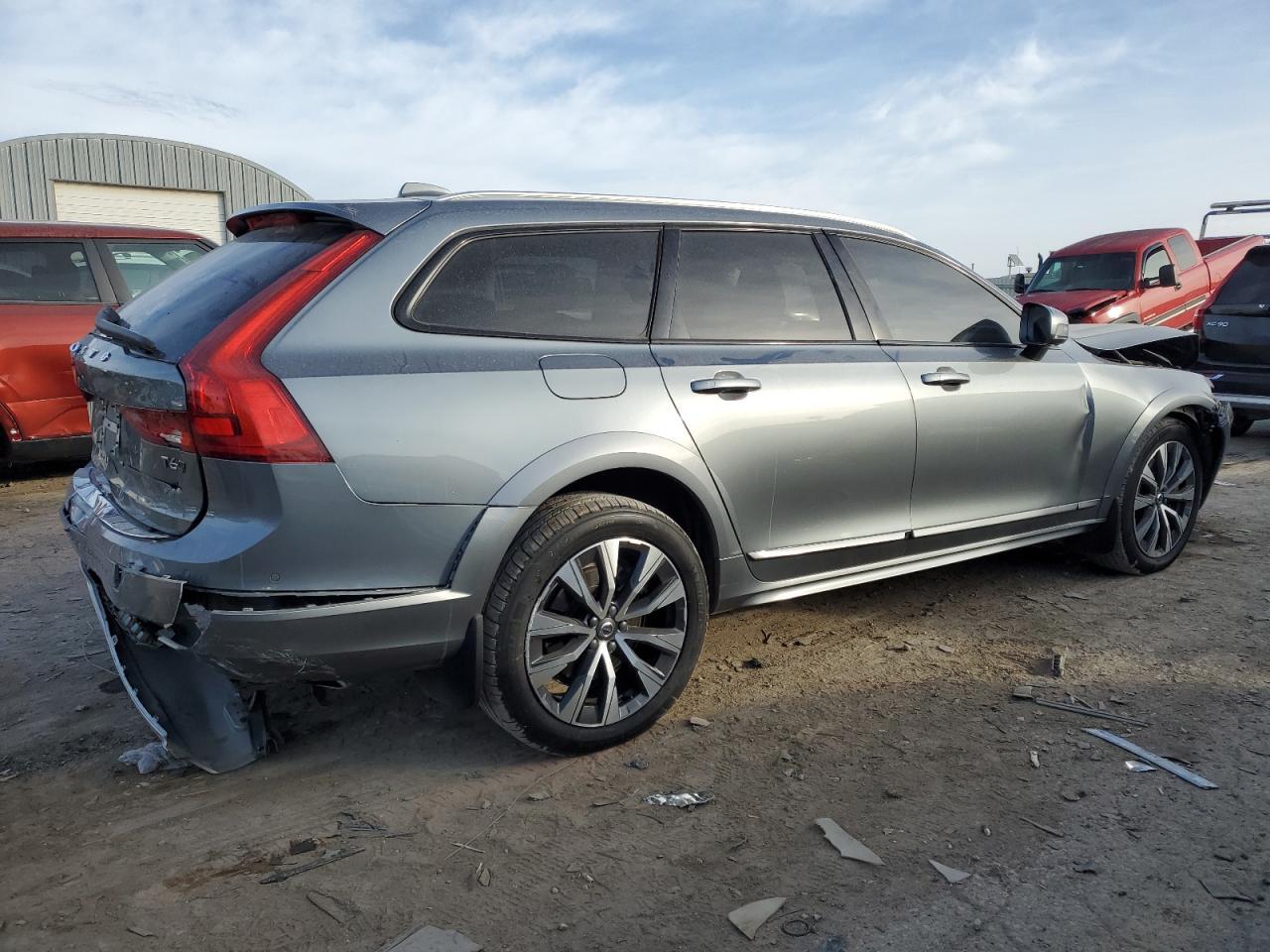 2020 VOLVO V90 CROSS - Image 3