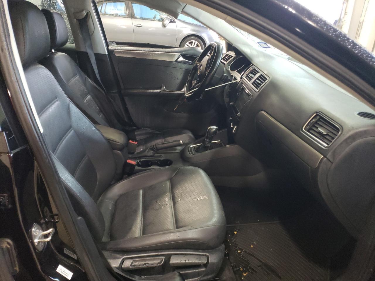 2017 VOLKSWAGEN JETTA SE - Image 7
