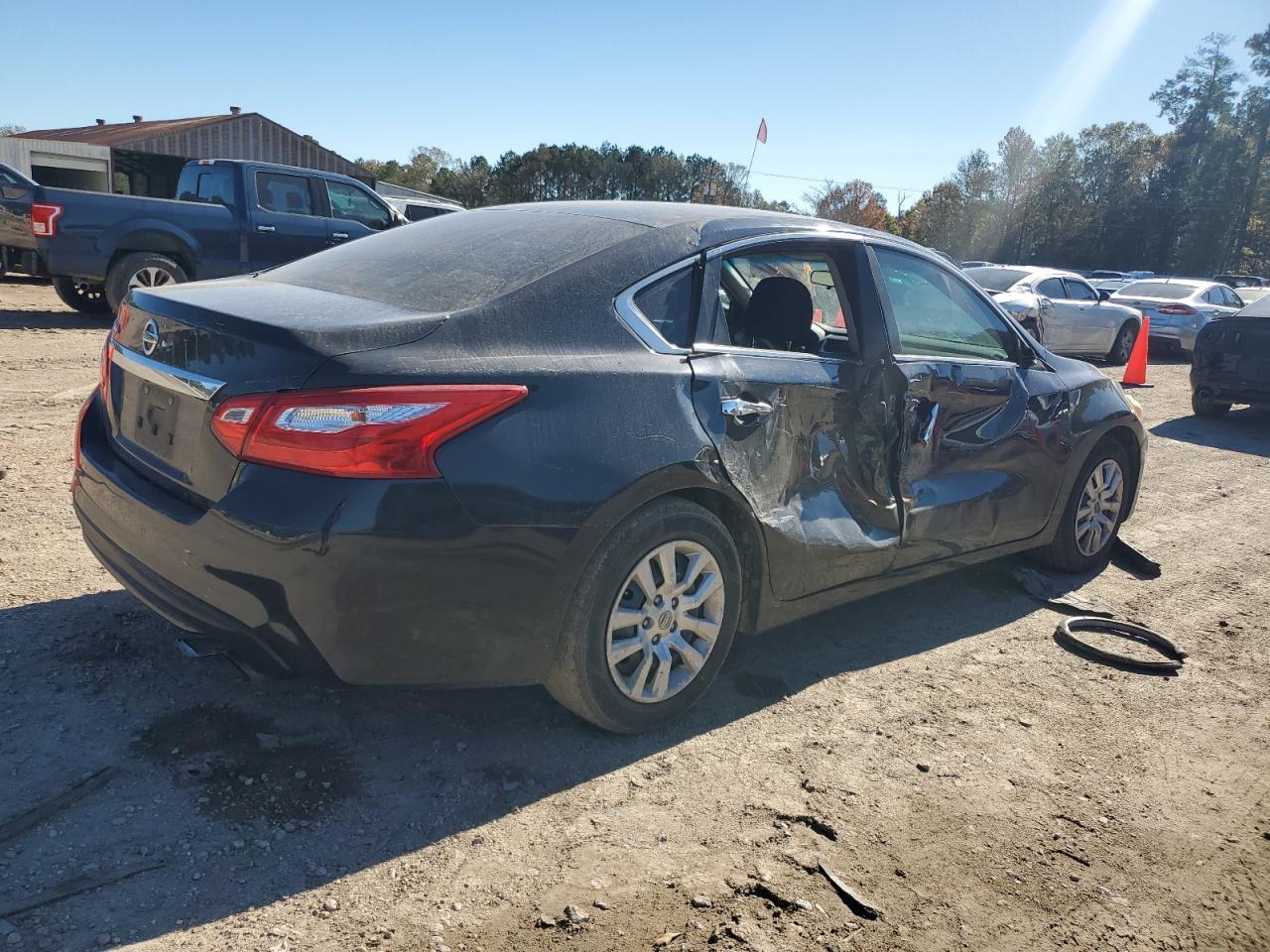 2017 NISSAN ALTIMA 2.5 - Фото 3
