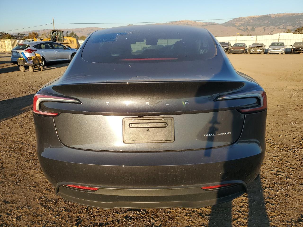 2024 TESLA MODEL 3 - Image 6