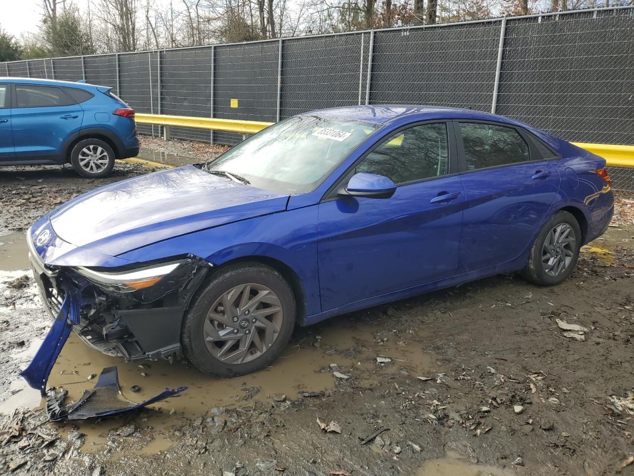 2024 HYUNDAI ELANTRA SE