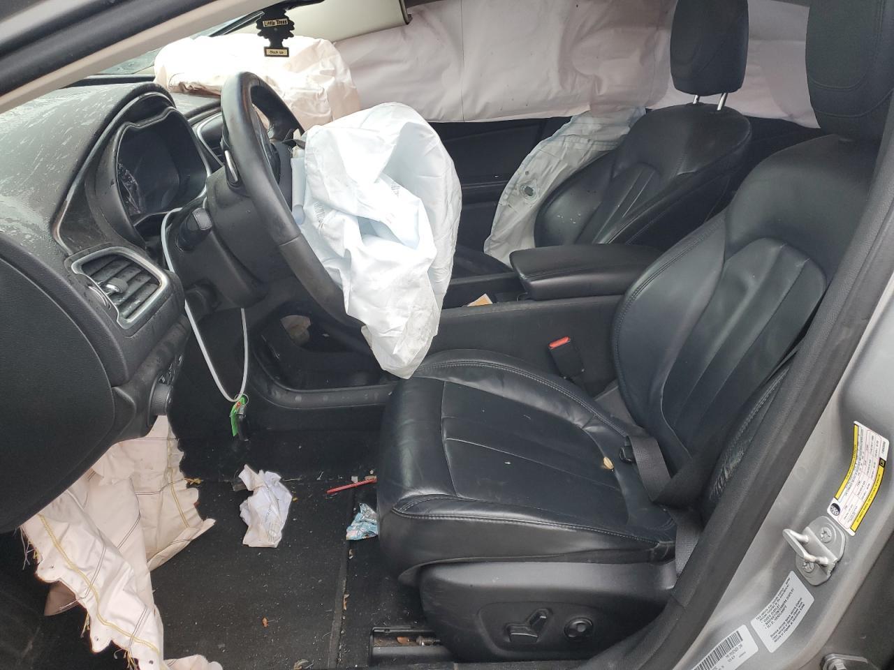 2015 CHRYSLER 200 C - Image 7