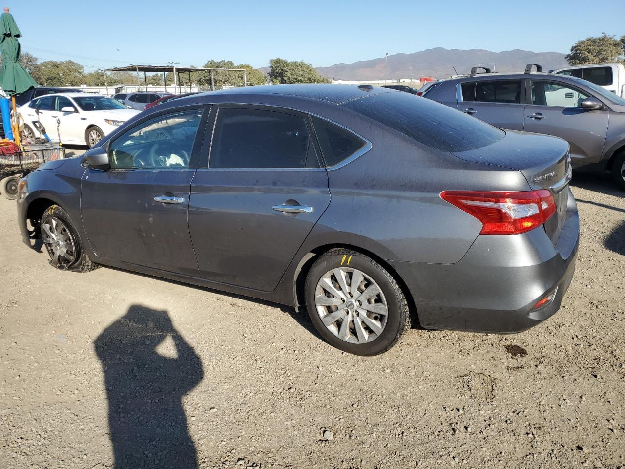 2017 NISSAN SENTRA S - Фото 2