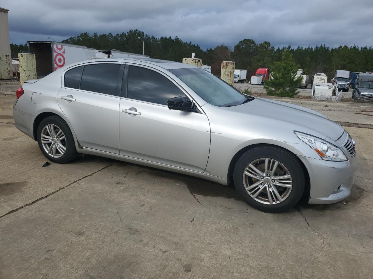 2012 INFINITI G37 - Image 4
